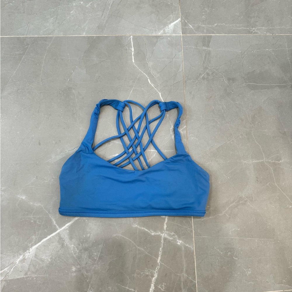 Lululemon Free To Be Bra